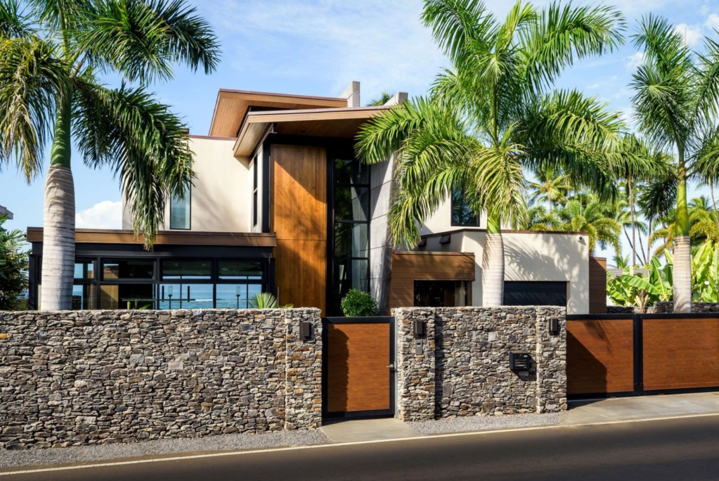 Stanley Deal's property at 1045 Front Street before the Aug. 8, 2023 wildfires destroyed it. (Courtesy: Maui County)